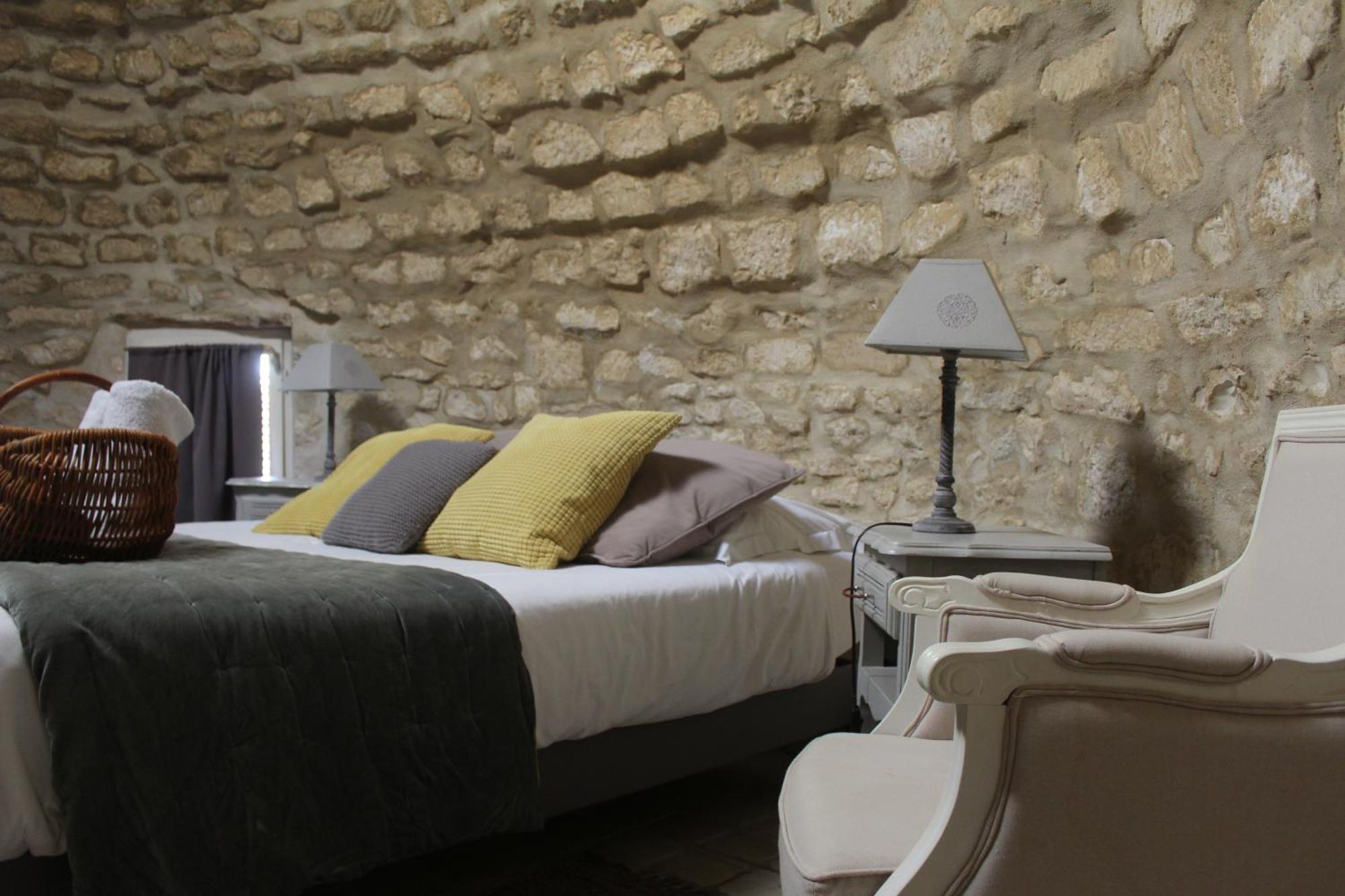 Domaine Borgnat Bed & Breakfast Escolives-Sainte-Camille Exterior photo