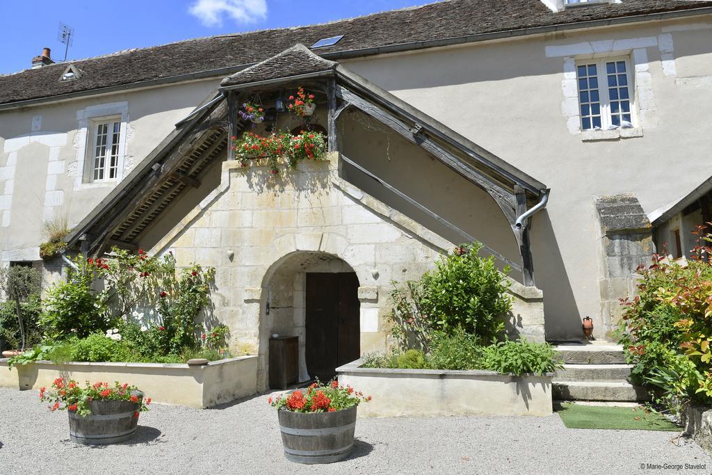 Domaine Borgnat Bed & Breakfast Escolives-Sainte-Camille Exterior photo